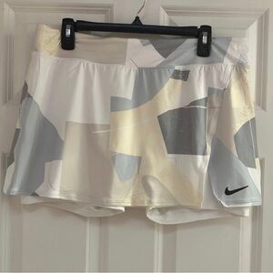 Nike Golf/Tennis/Pickleball Skort Size XL